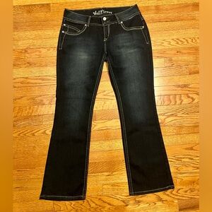 WallFlower Juniors Dark Wash Curvy Midrise Bootcut Jeans Size 17